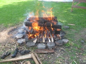 Große Lagerfeuer